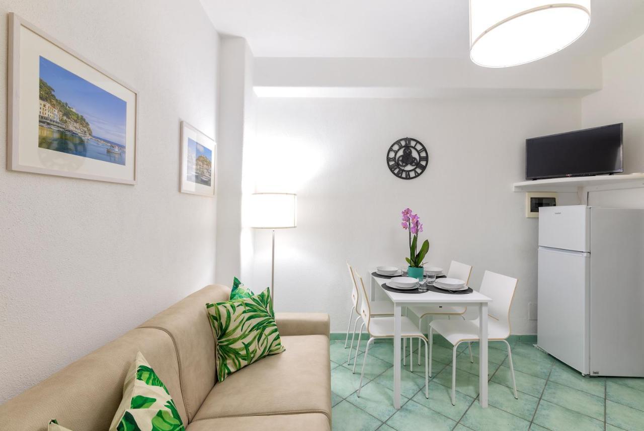 Lily'S Home Lacco Ameno  Екстериор снимка